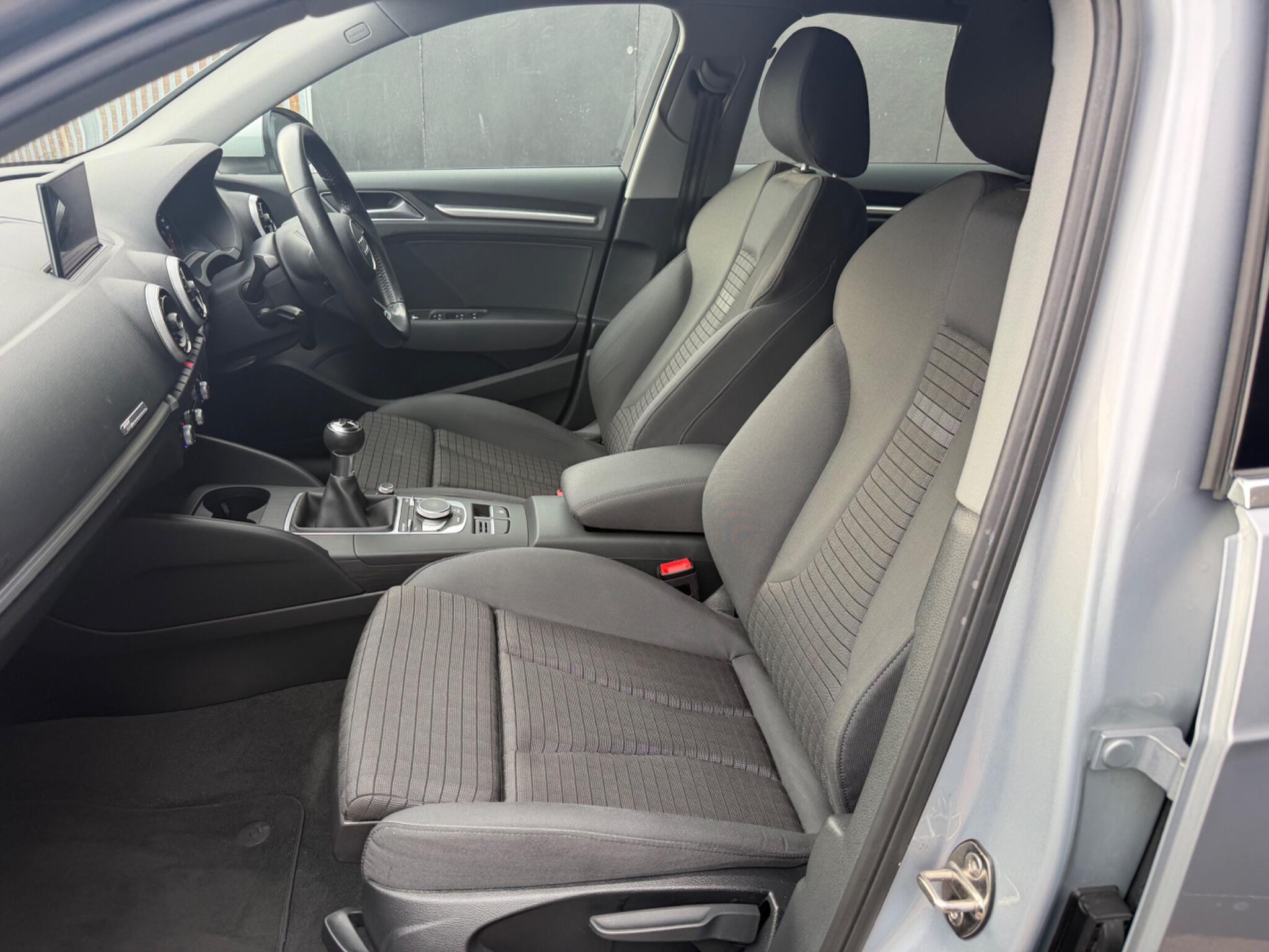 Audi A3 view 9