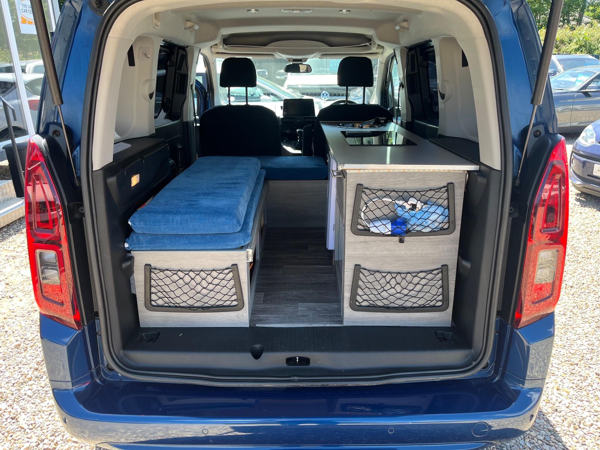 Vauxhall Combo Life view 14