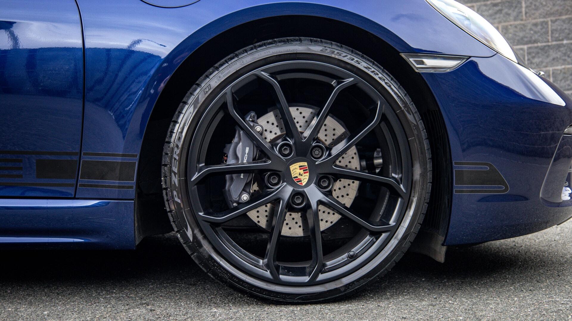 Porsche Cayman view 4