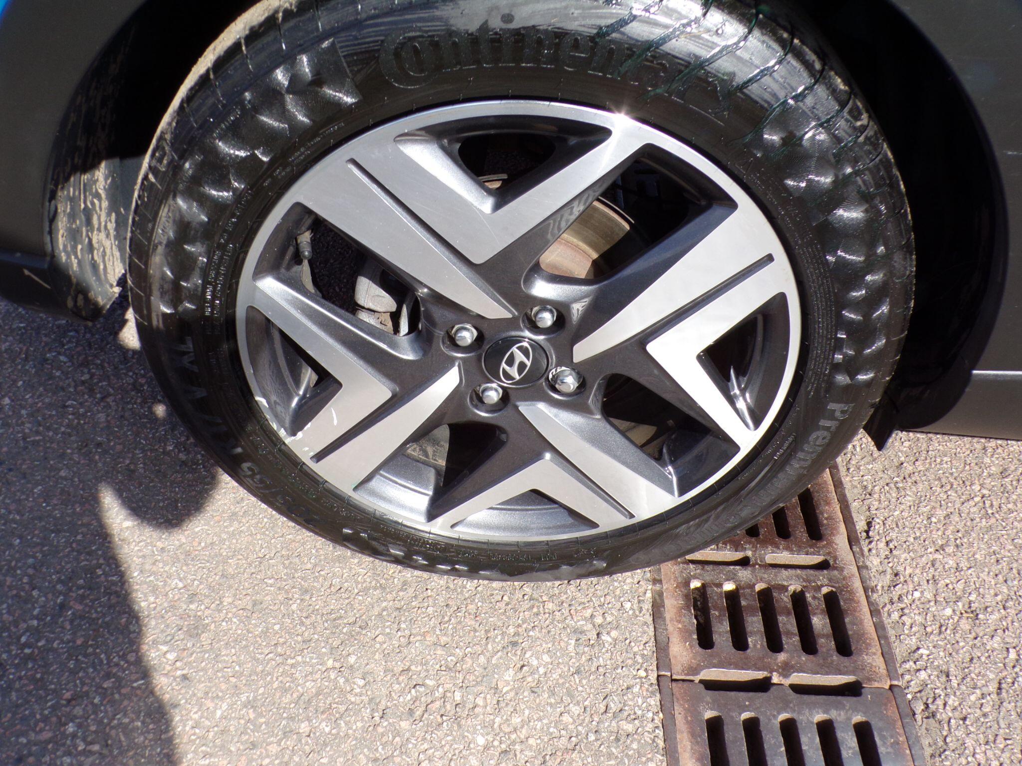Hyundai Bayon view 10