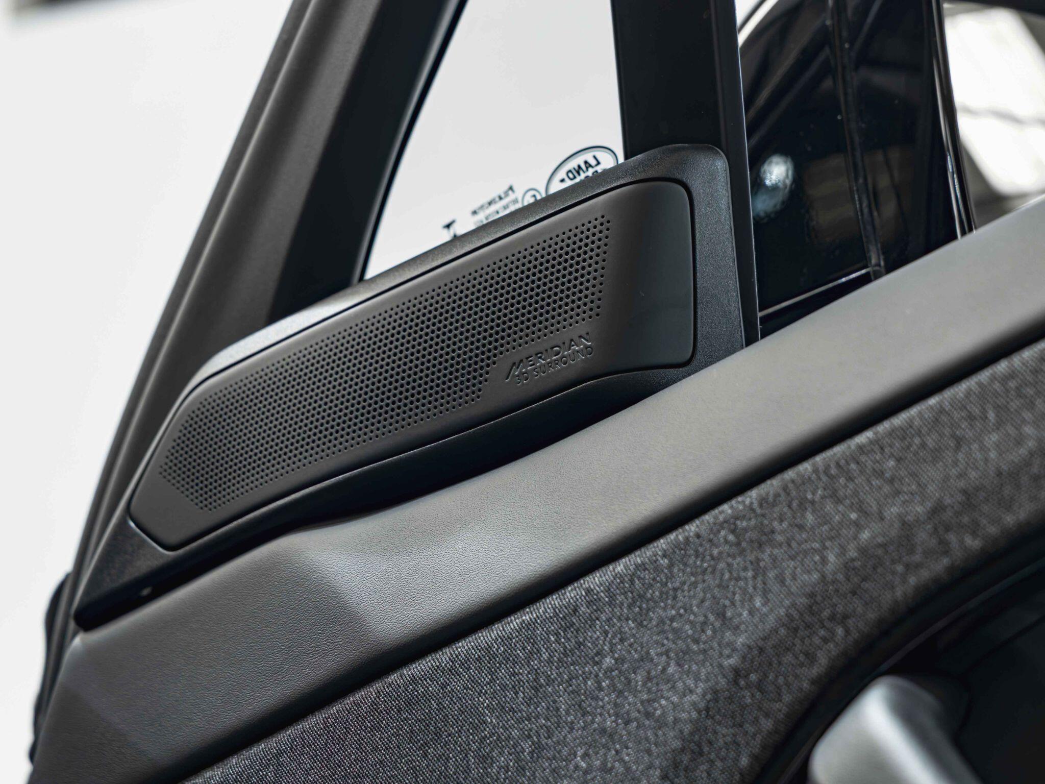 Land Rover Range Rover Sport view 24