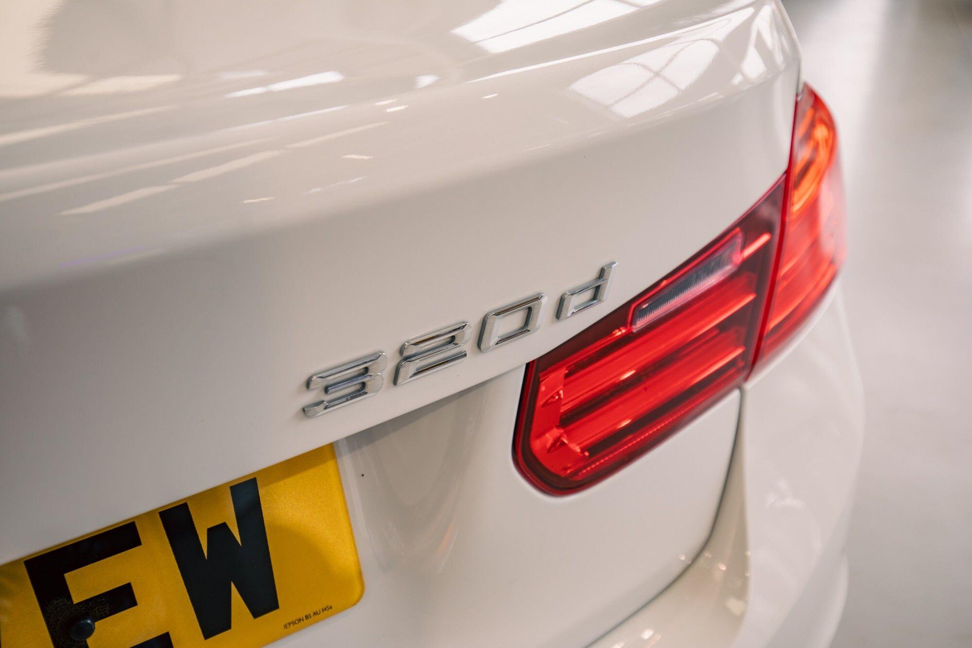 BMW 3 Series view 7