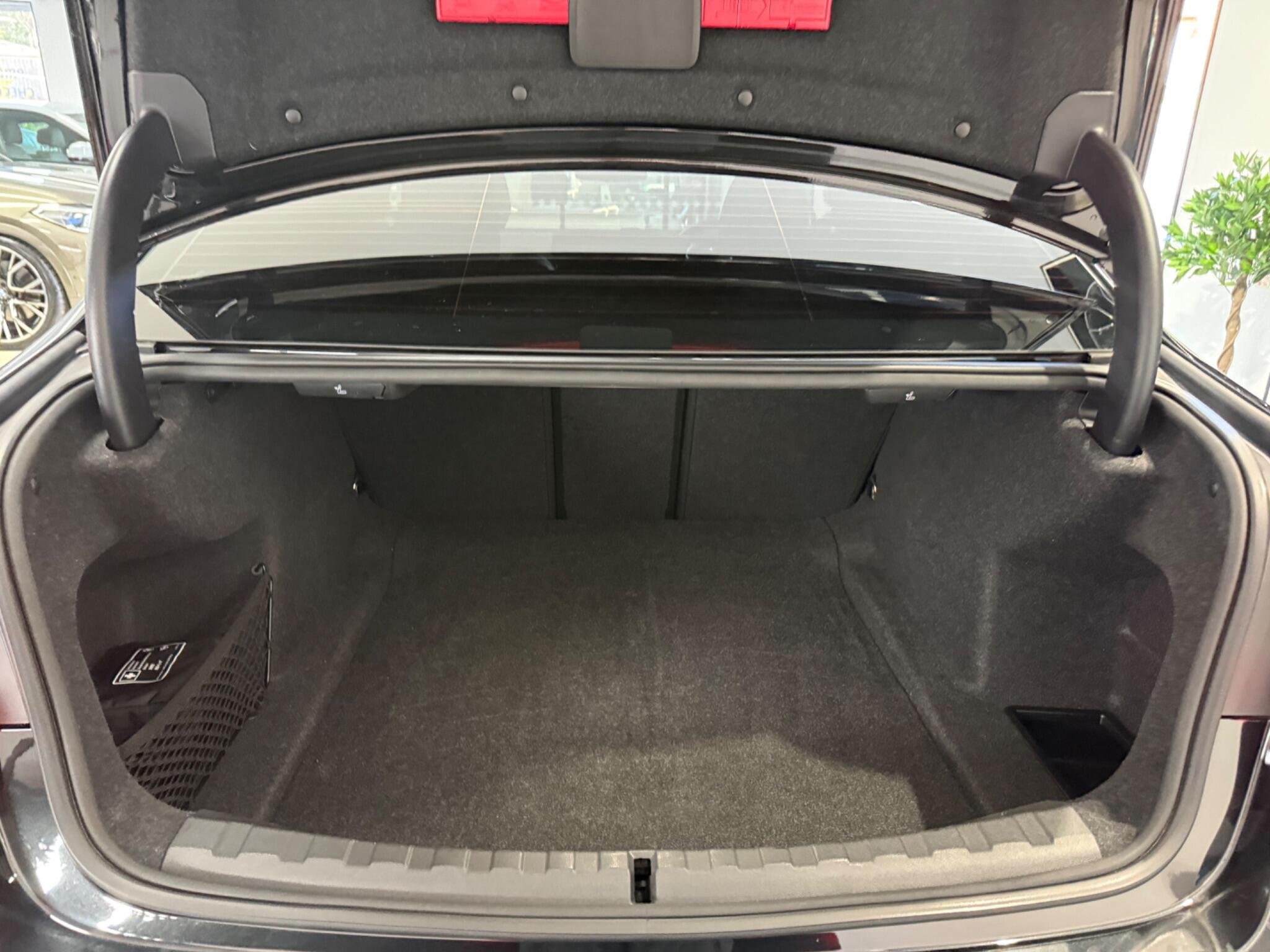 BMW 3 Series view 34