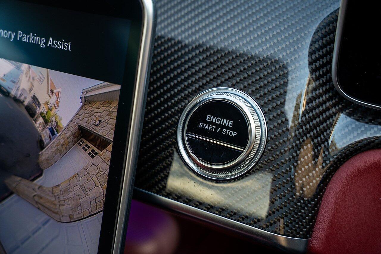 Mercedes-Benz S-Class view 92