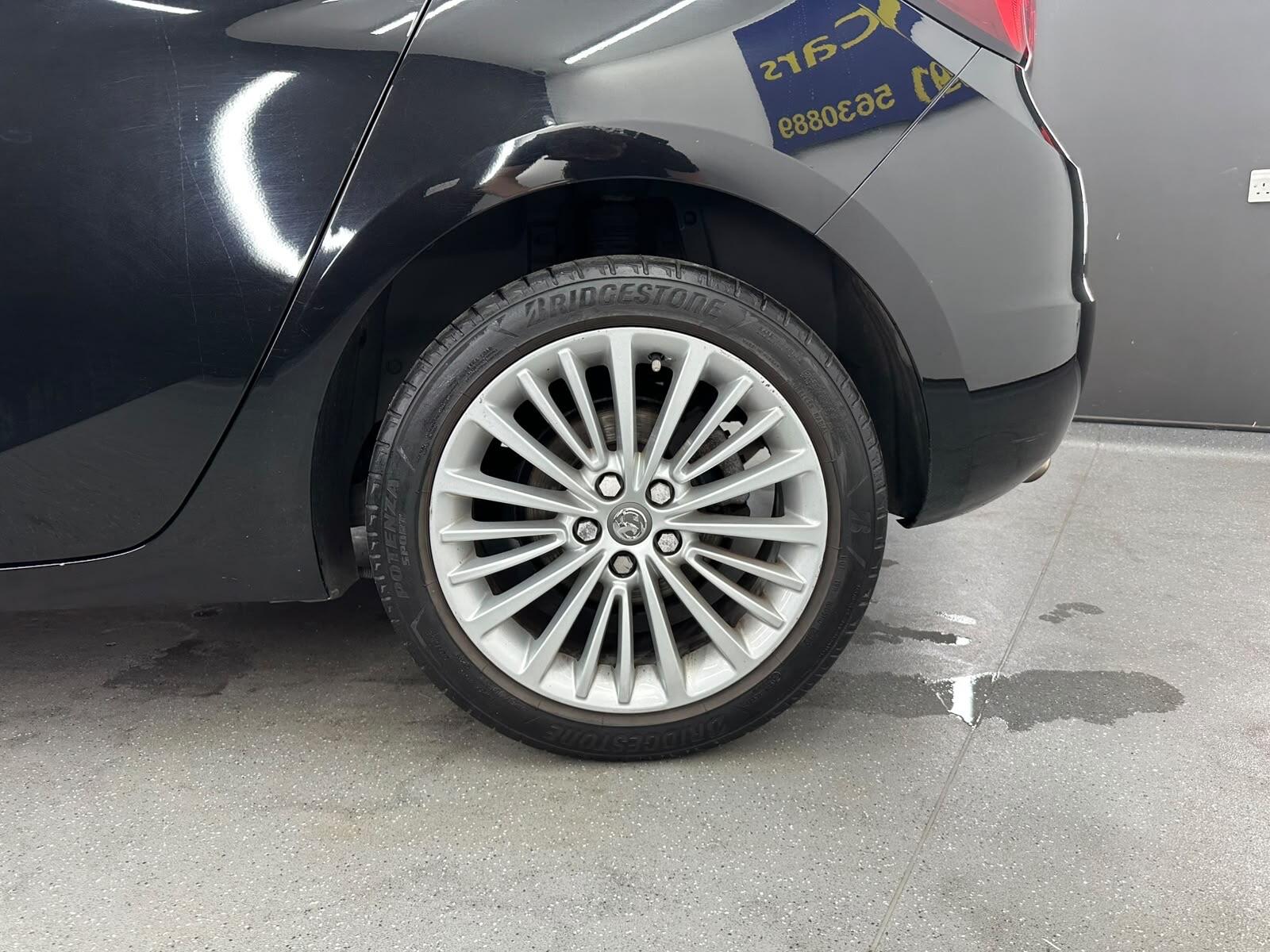 Vauxhall Astra view 15