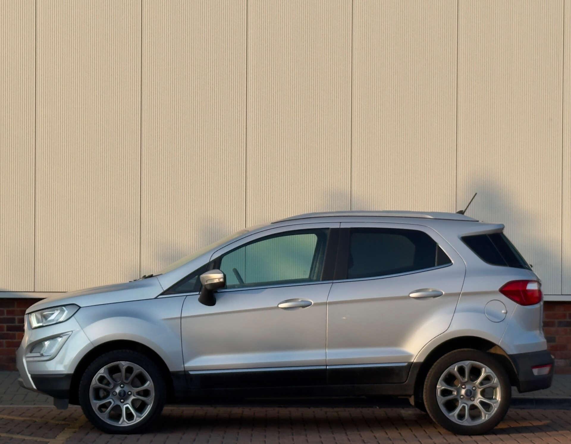 Ford Ecosport view 7