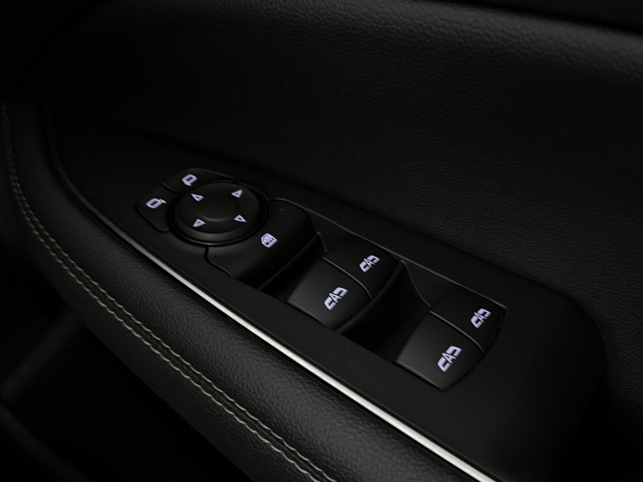 Vauxhall Insignia view 19