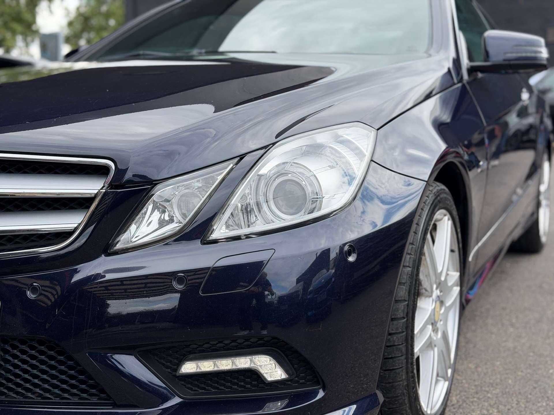 Mercedes-Benz E Class view 20
