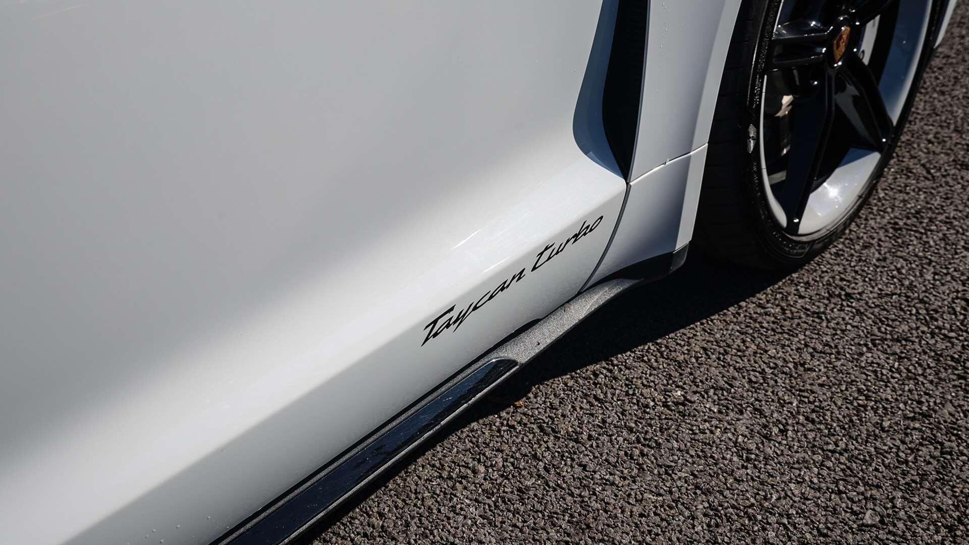 Porsche Taycan view 28