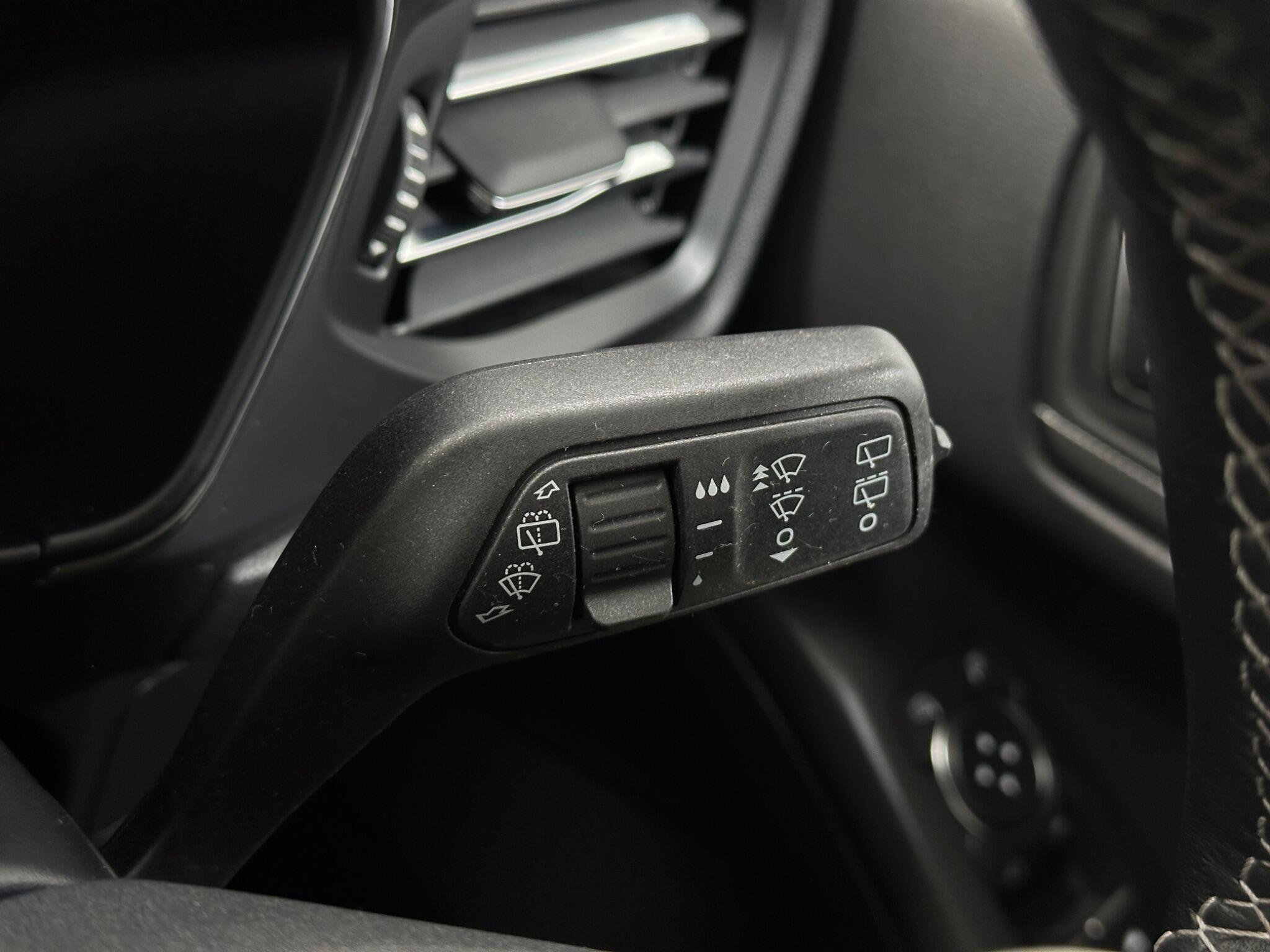 Ford Focus view 17