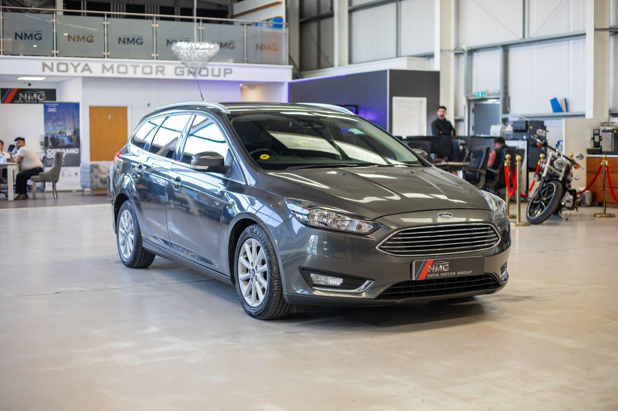 Ford Focus view 7