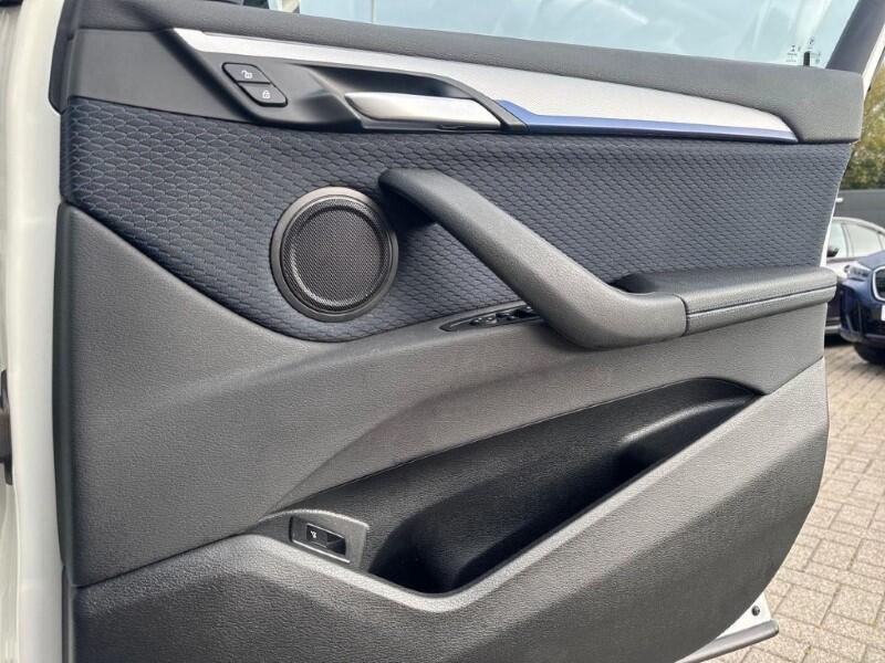 BMW X1 view 21