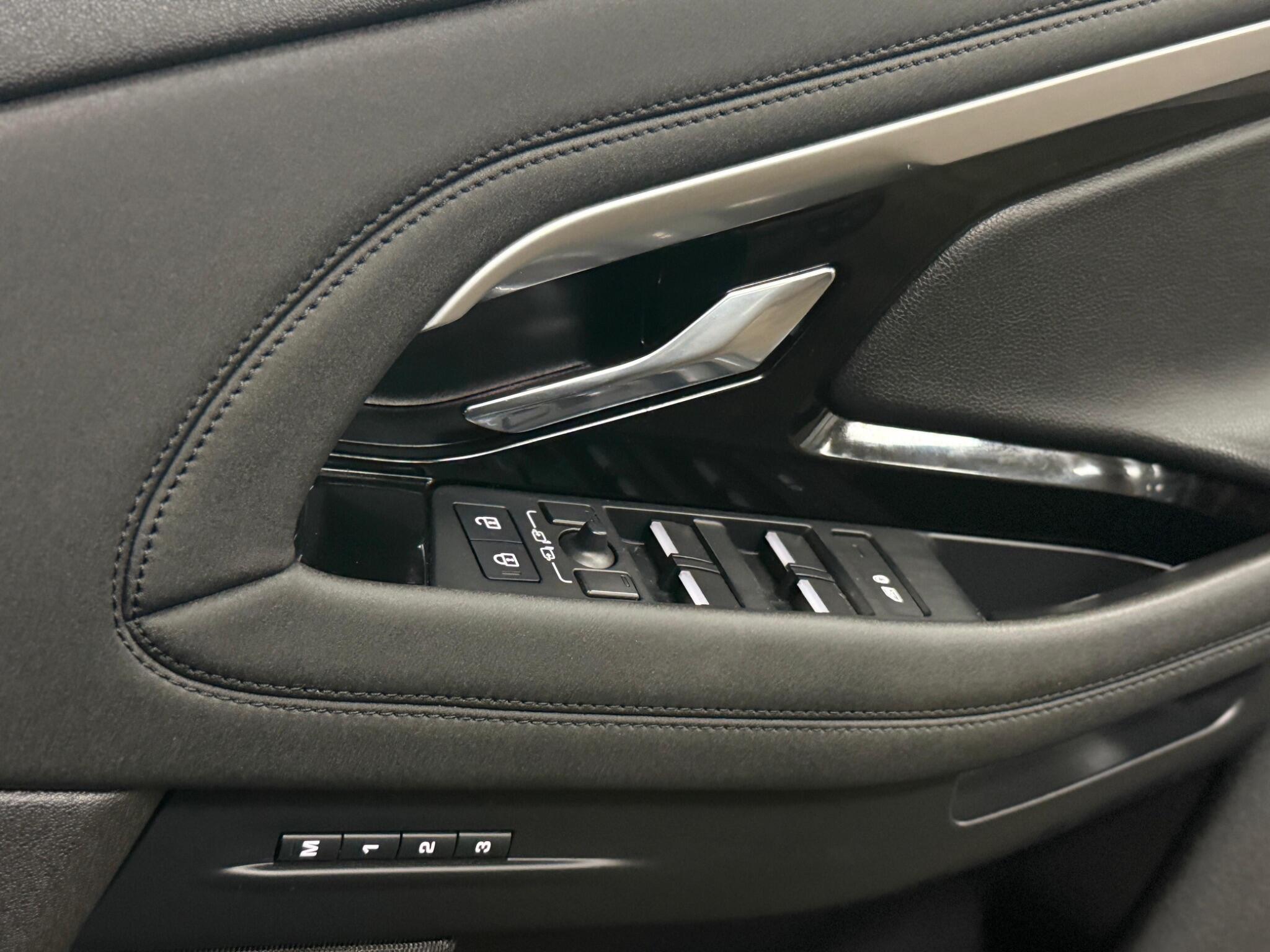 Land Rover Range Rover Evoque view 27