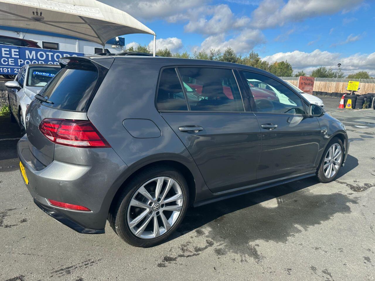 Volkswagen Golf view 22
