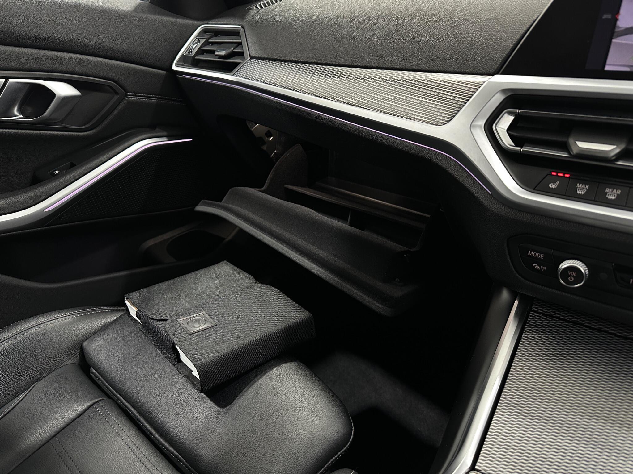 BMW 3 Series view 30
