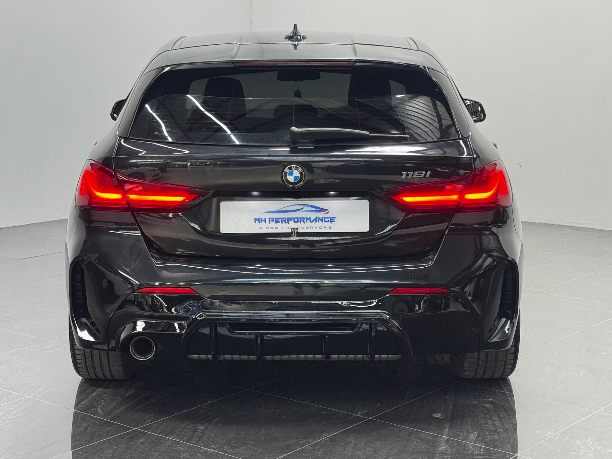 BMW 1 Series view 52