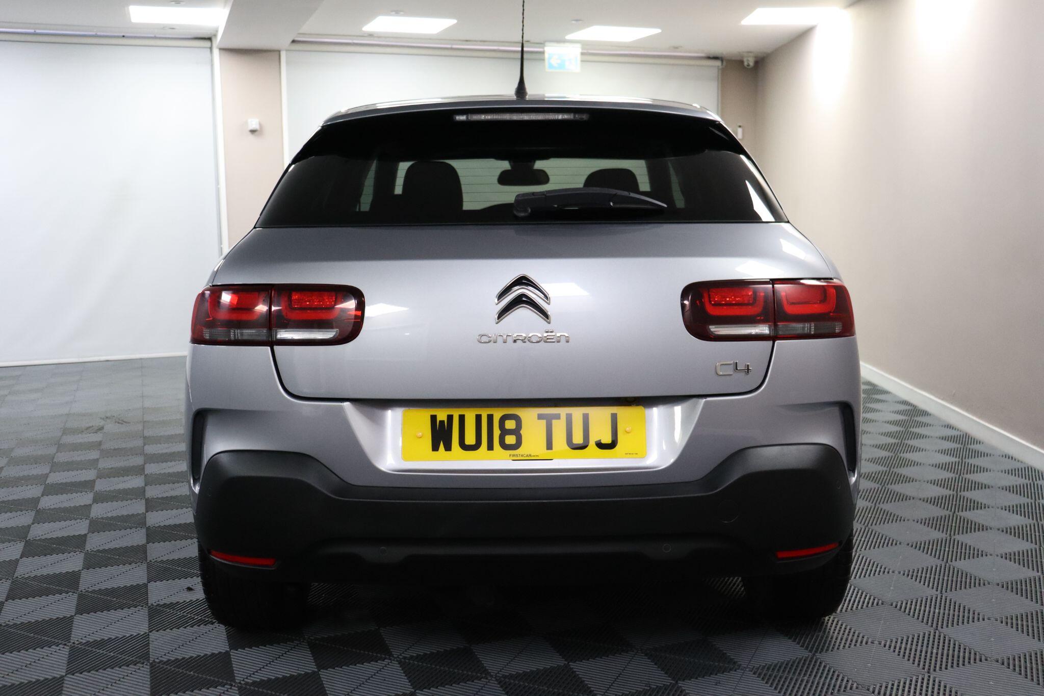 Citroen C4 Cactus view 8