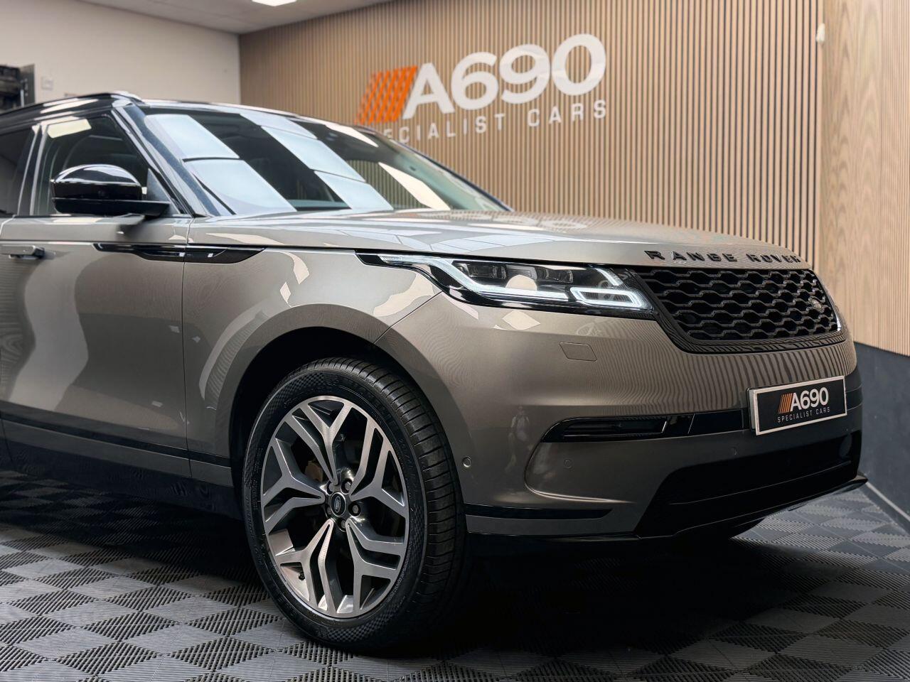 Land Rover Range Rover Velar view 11