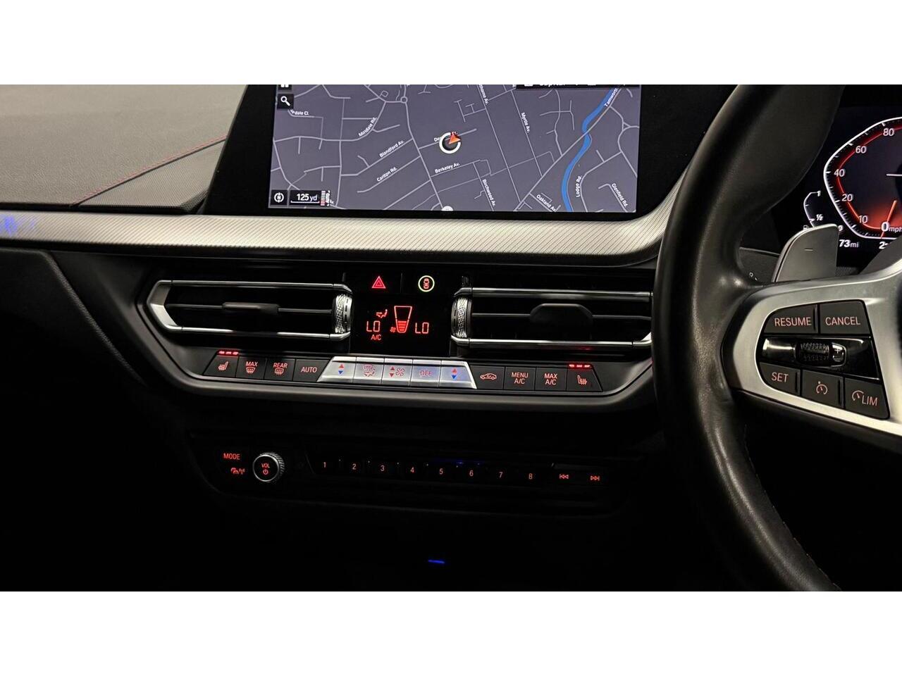 BMW 1 Series view 20