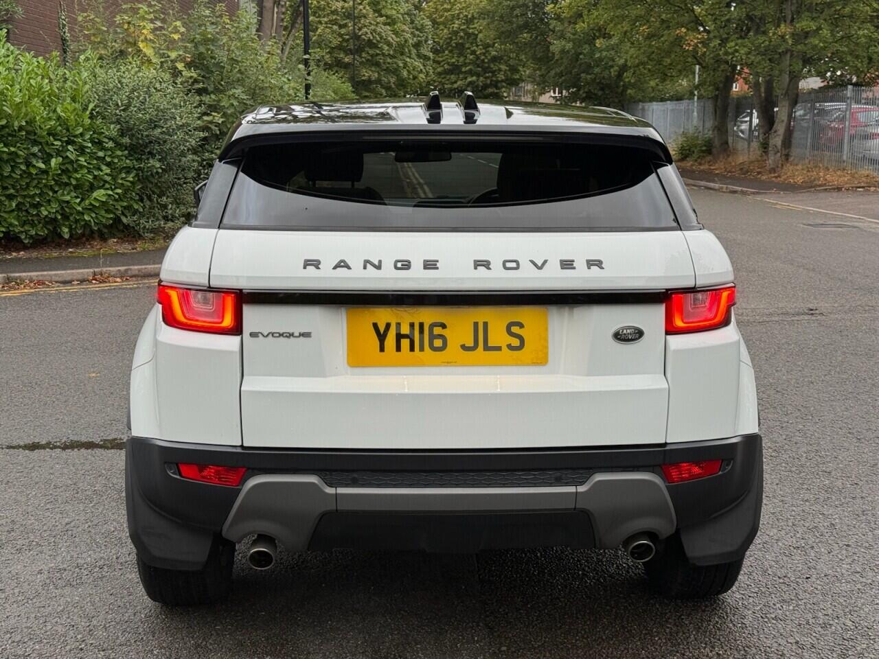 Land Rover Range Rover Evoque view 6