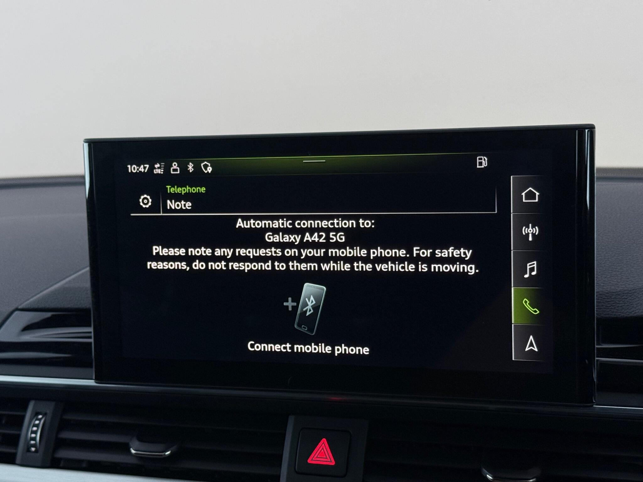 Audi A4 view 22