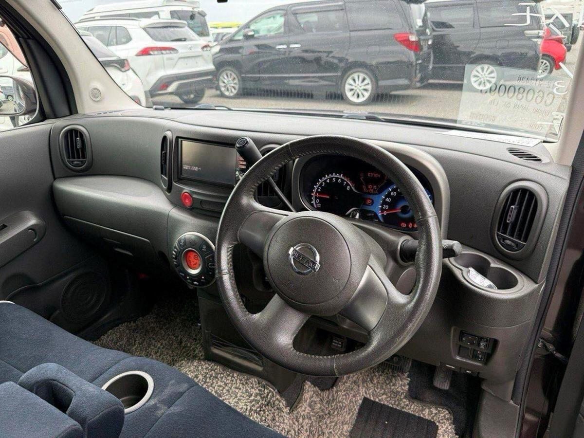 Nissan Cube view 14
