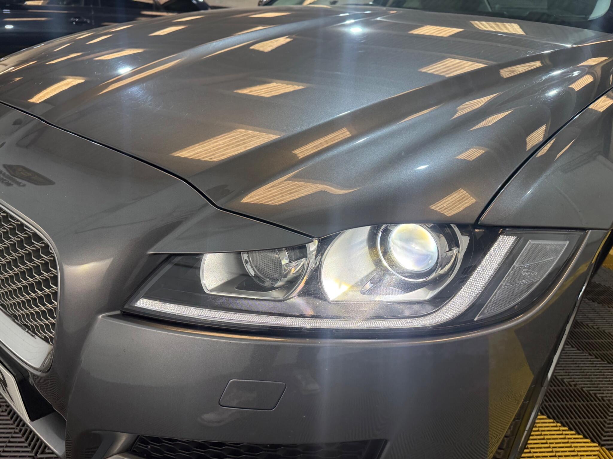 Jaguar XF view 62