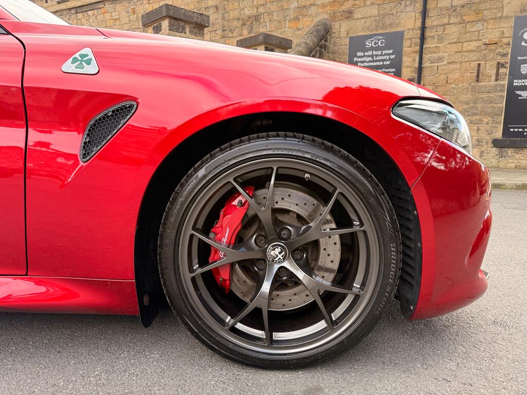 Alfa Romeo Giulia view 13