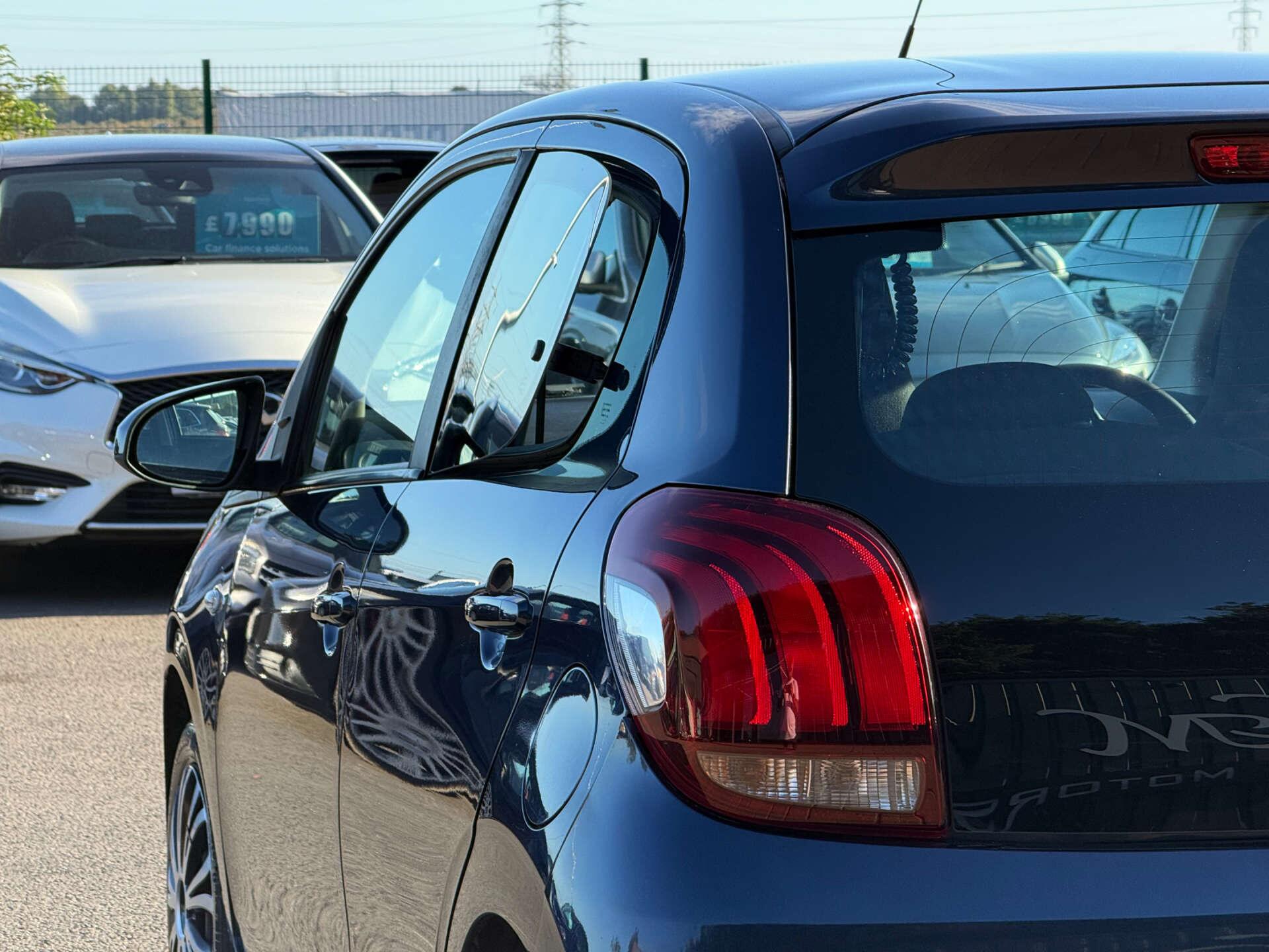 Peugeot 108 view 26