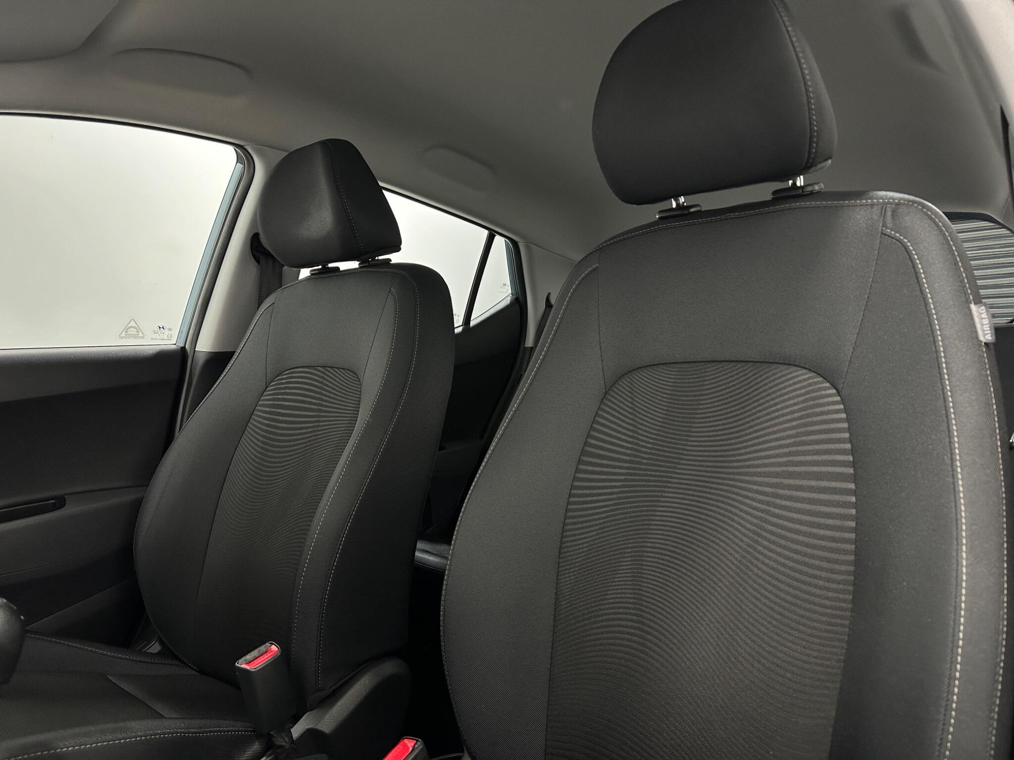 Hyundai i10 view 29