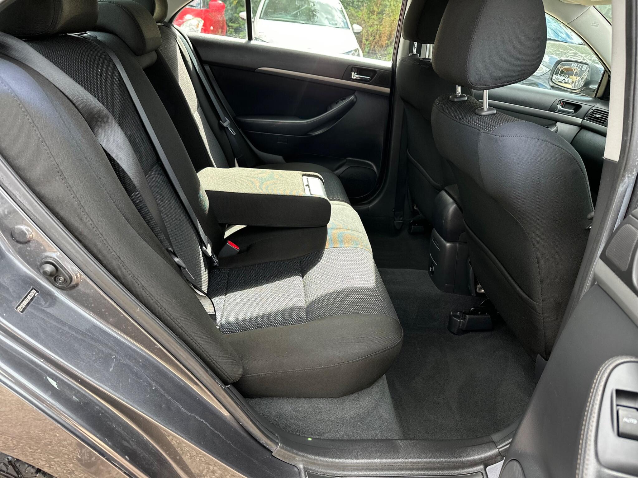 Toyota Avensis view 54