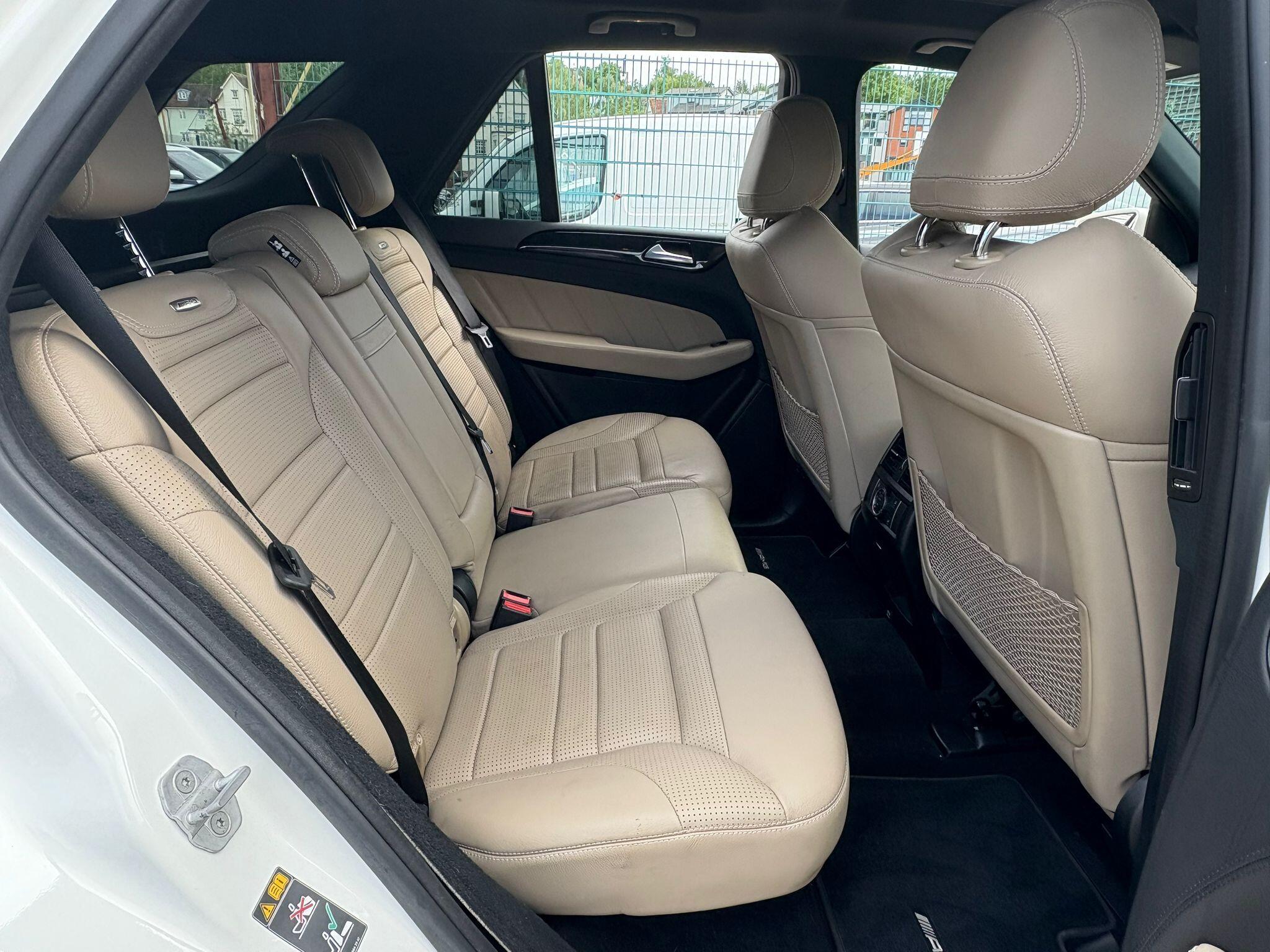 Mercedes-Benz M-Class view 14