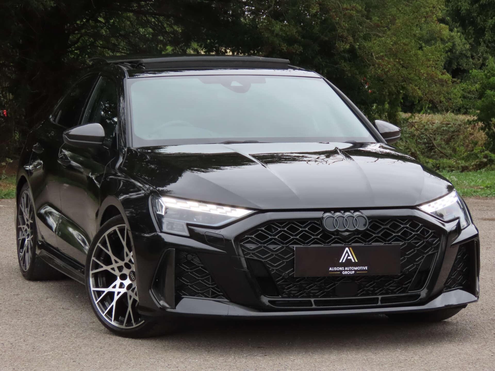 Audi RS3 view 4