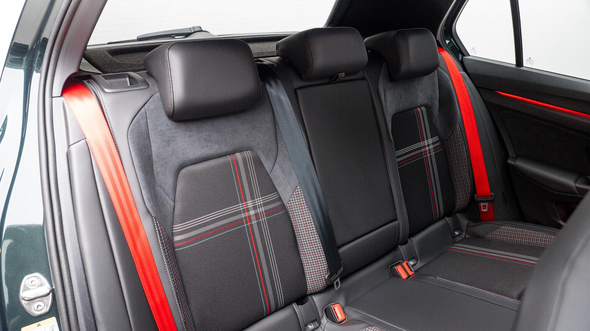 Volkswagen Golf view 24