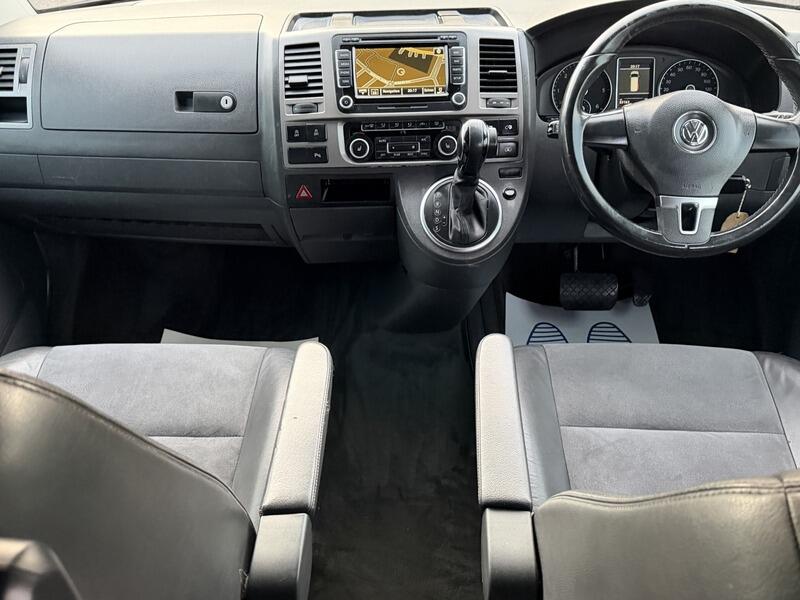 Volkswagen Caravelle view 38