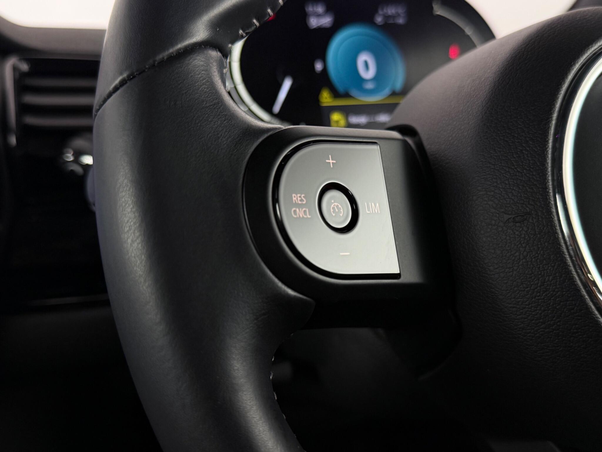 MINI Clubman view 15