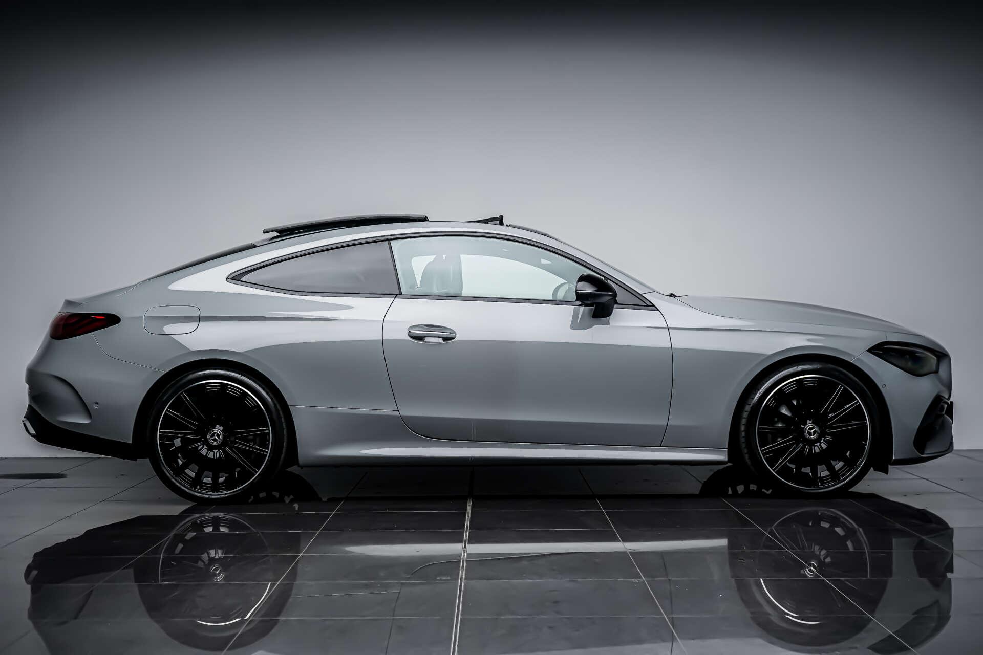 Mercedes-Benz Cle view 11