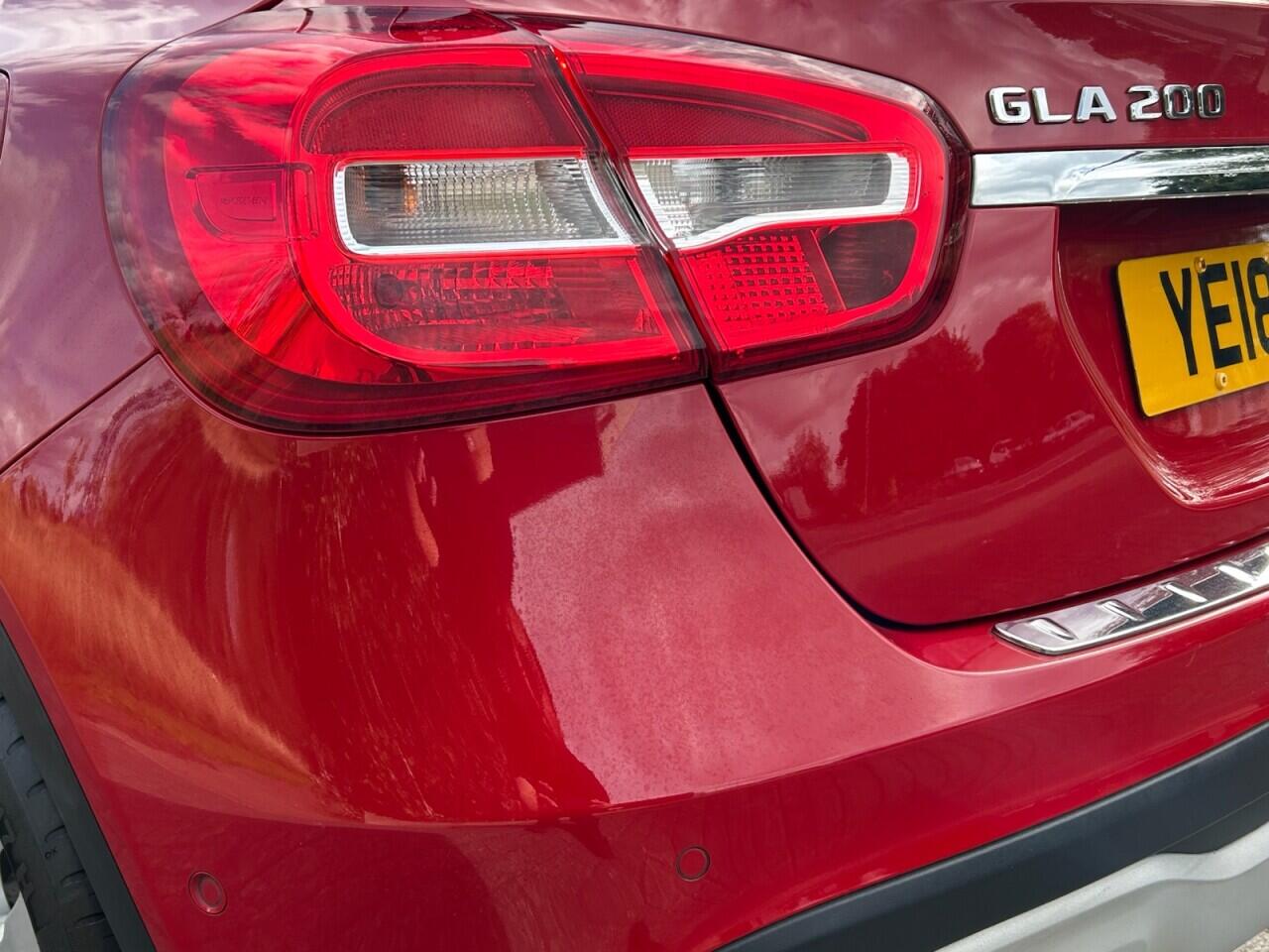 Mercedes-Benz GLA view 15