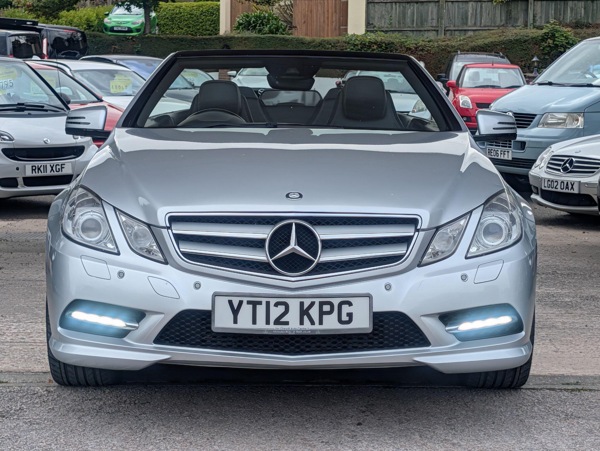 Mercedes-Benz E-Class view 8