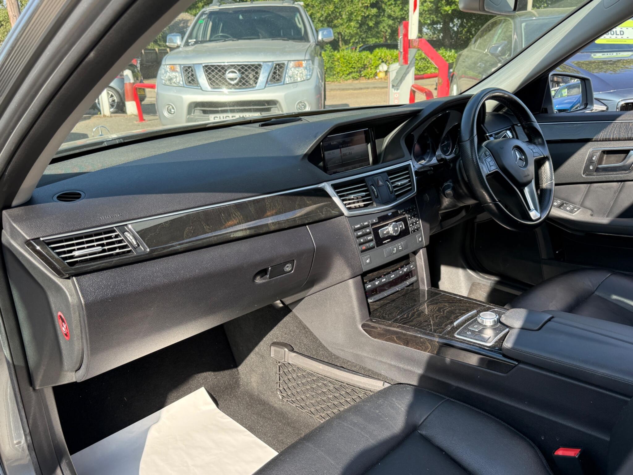 Mercedes-Benz E Class - Image 17