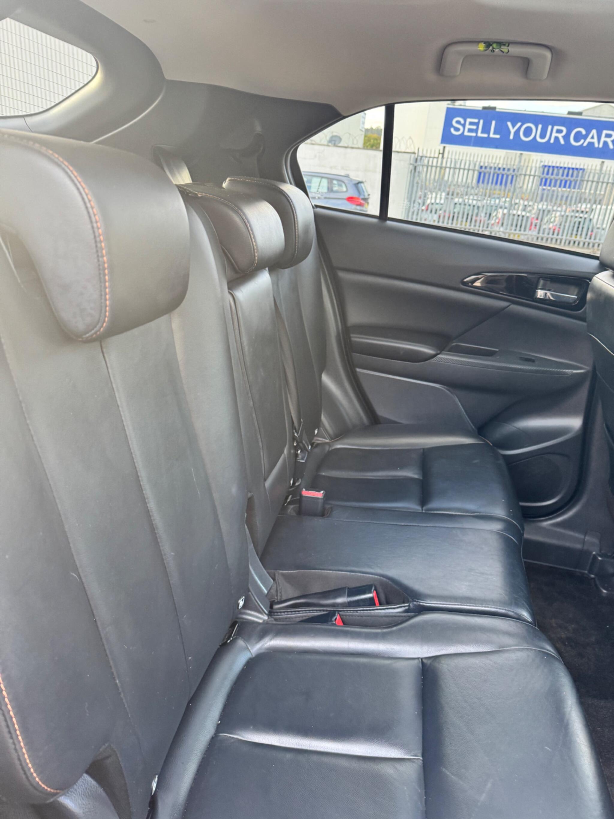 Mitsubishi Eclipse Cross view 30