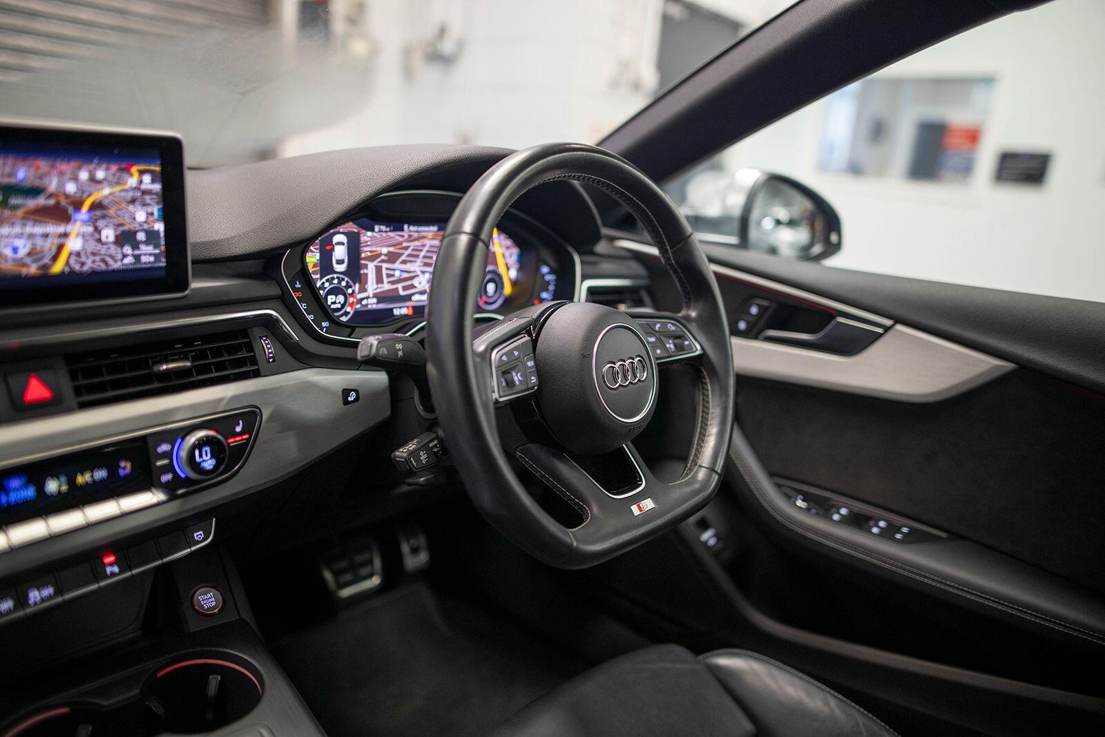 Audi S5 view 70