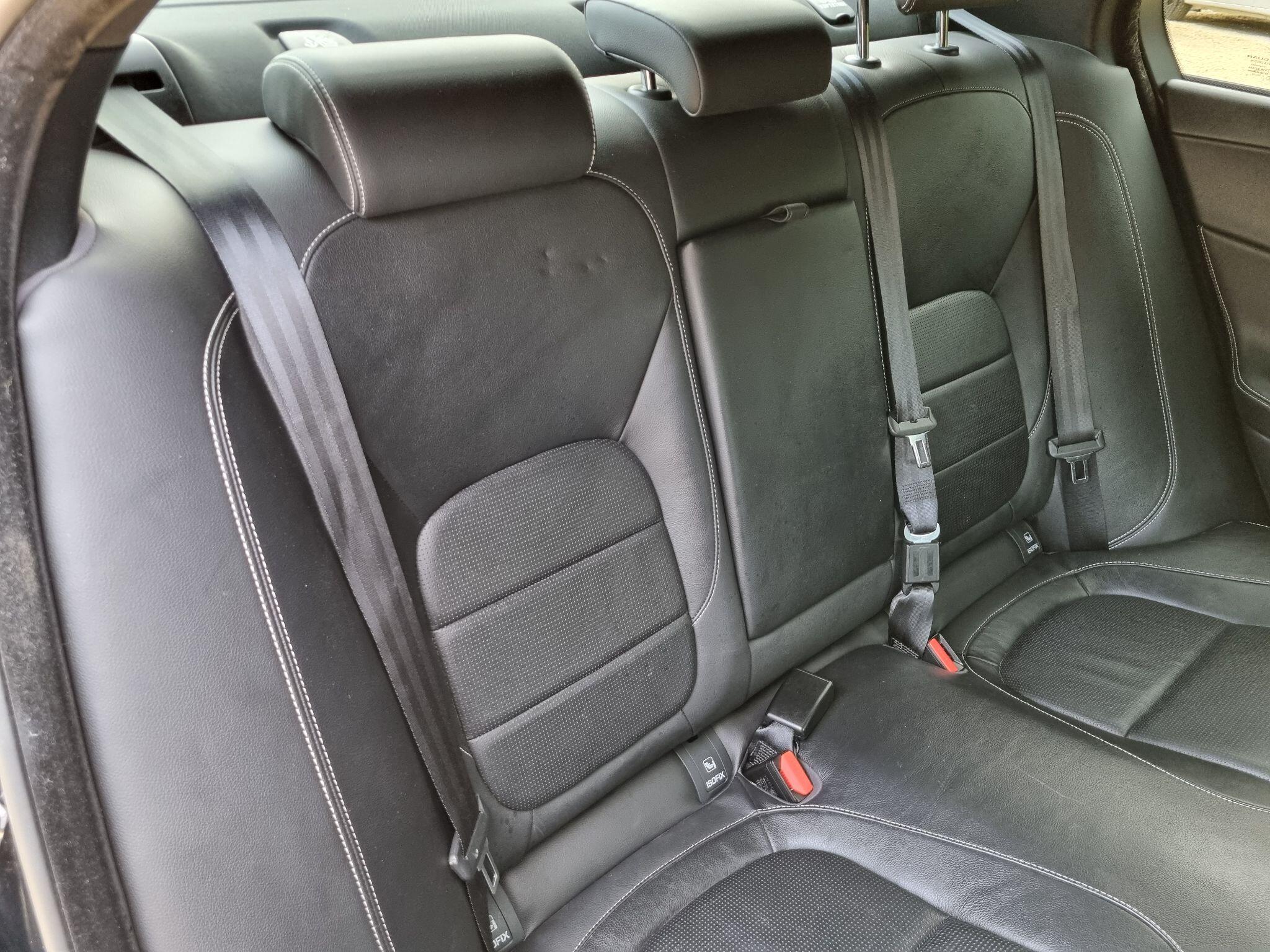 Jaguar Xe view 44