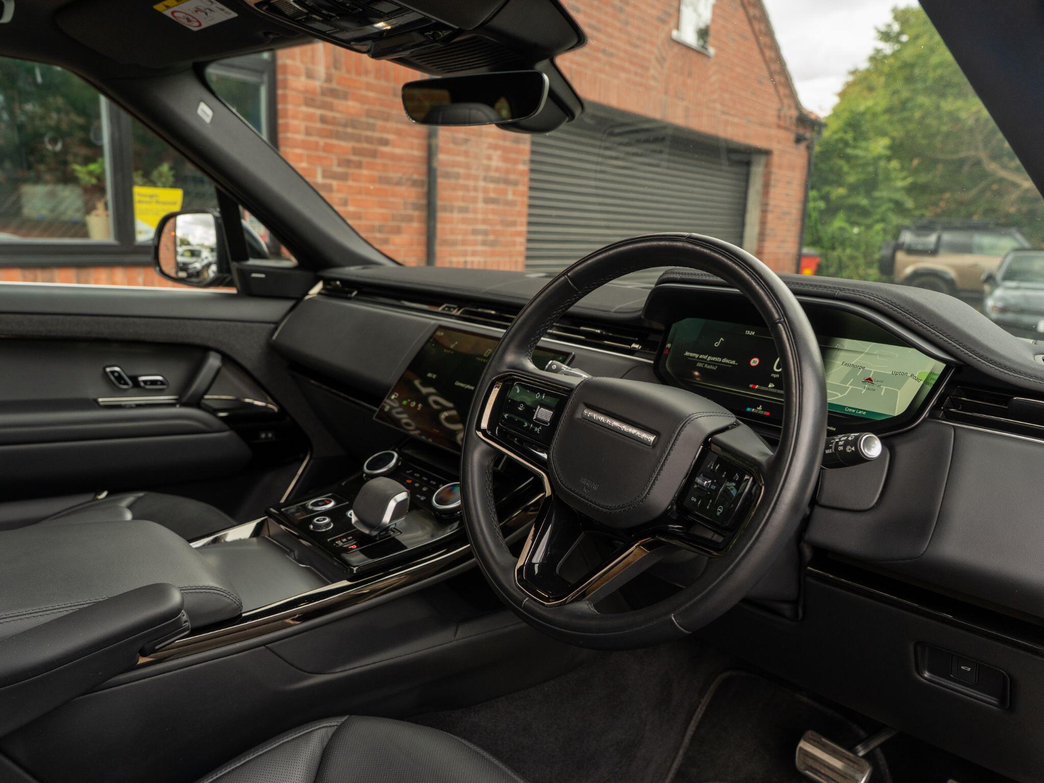 Land Rover Range Rover Sport view 35