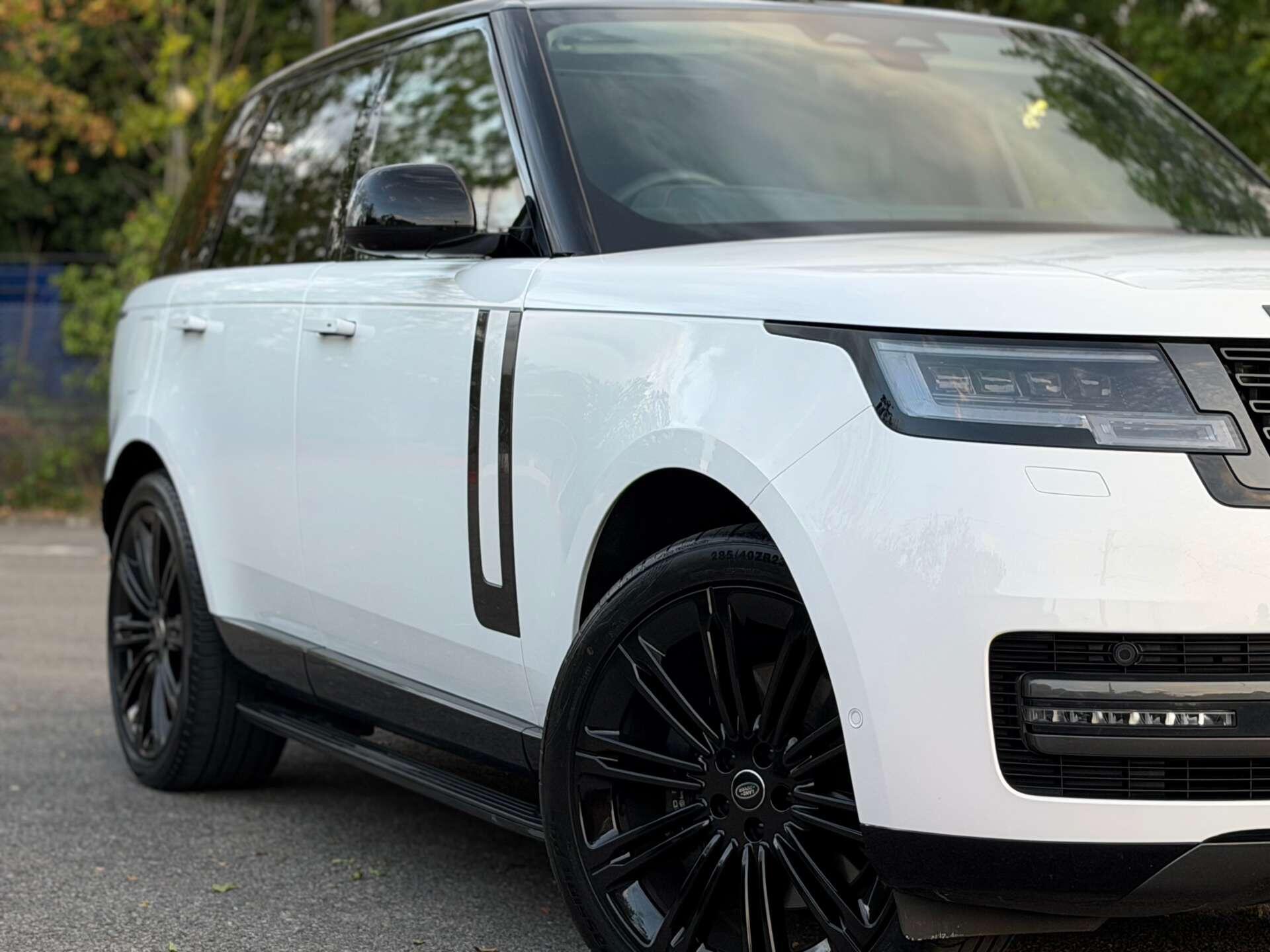 Land Rover Range Rover view 8