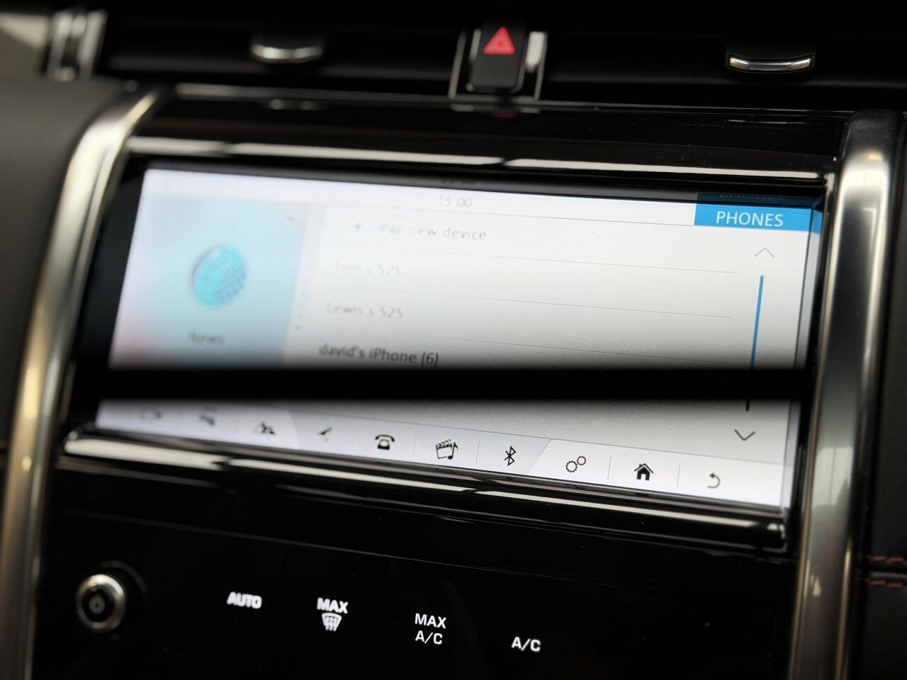 Land Rover Discovery Sport view 50