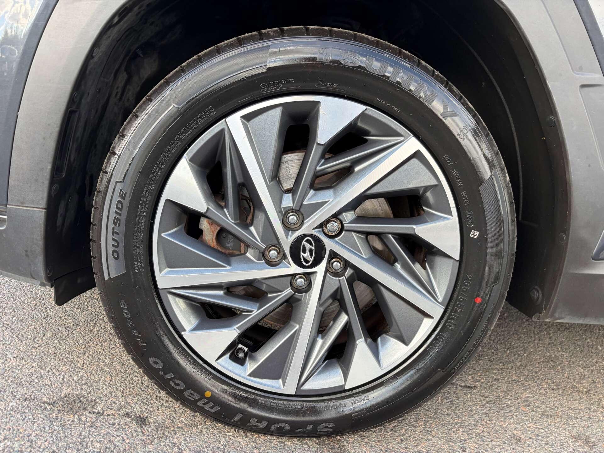 Hyundai Tucson view 13