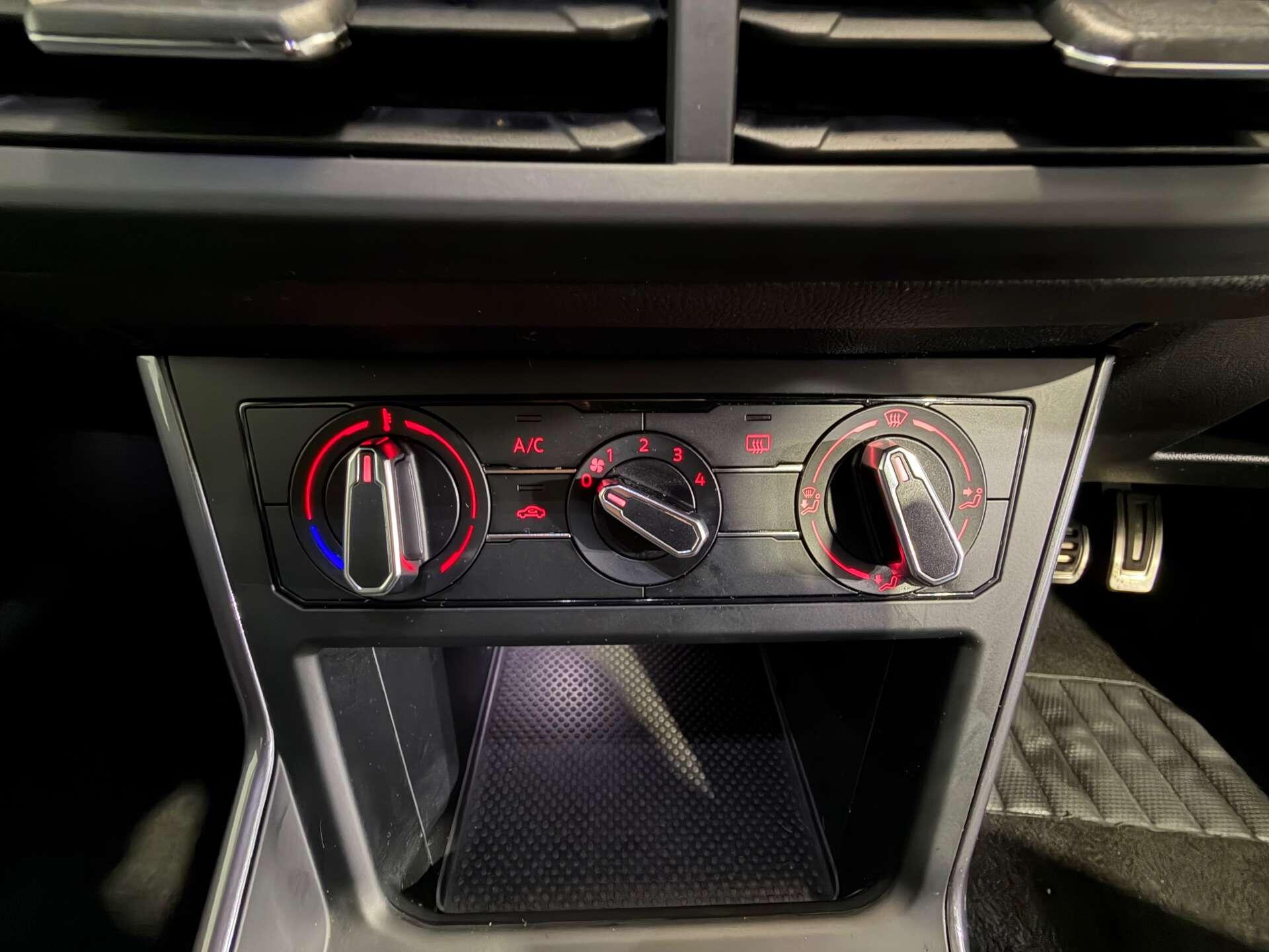 Volkswagen Polo view 31