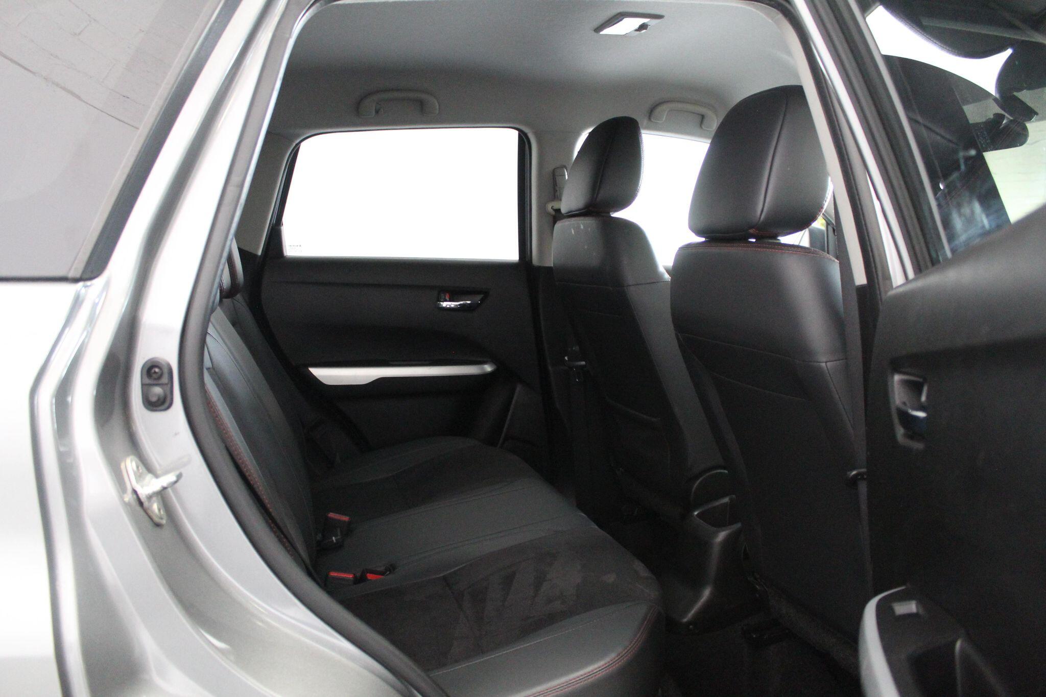 Suzuki Vitara view 53