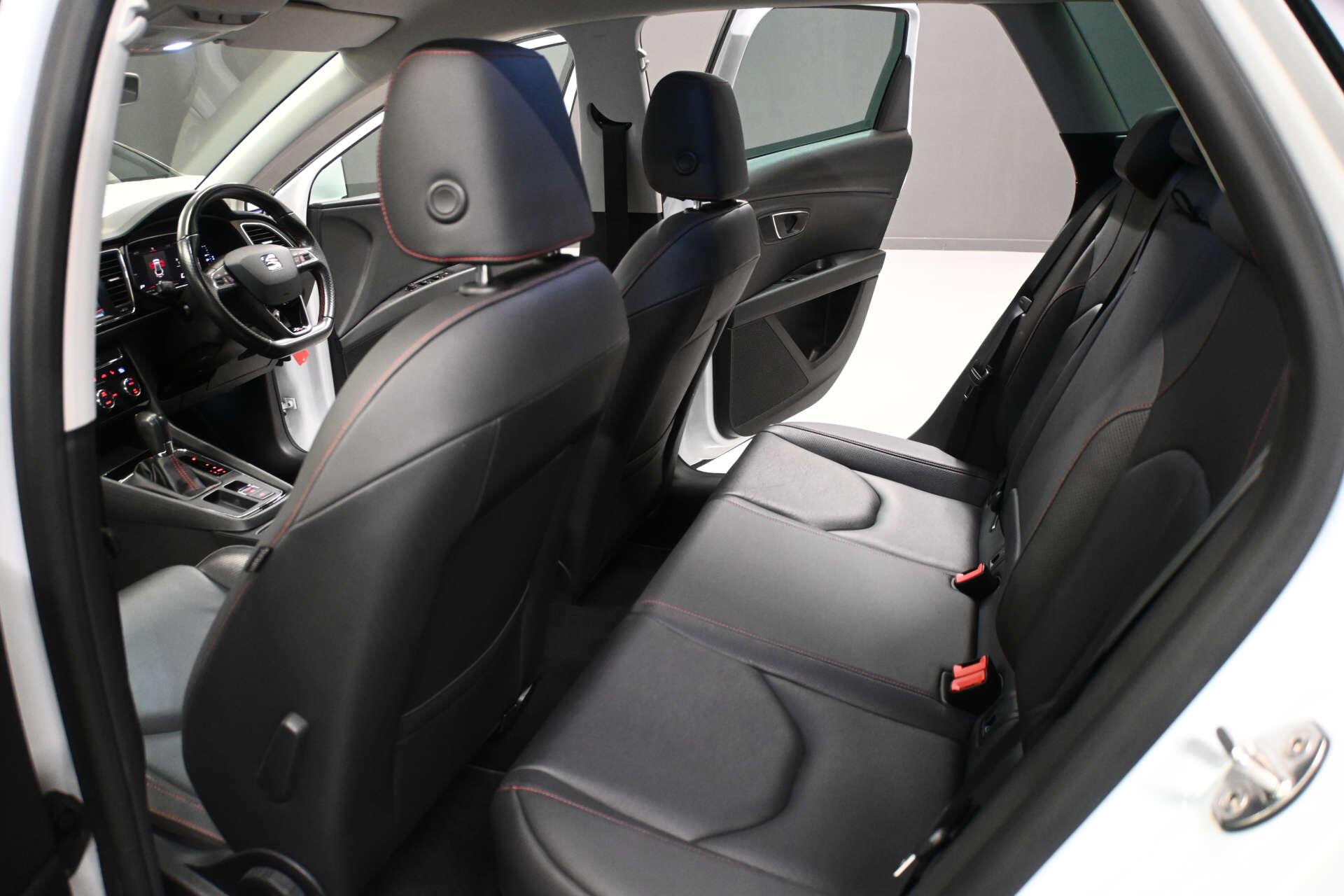 Seat Leon view 8